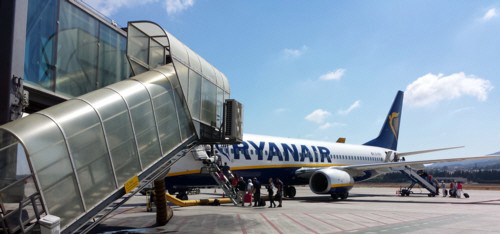 Ryanair 1 W